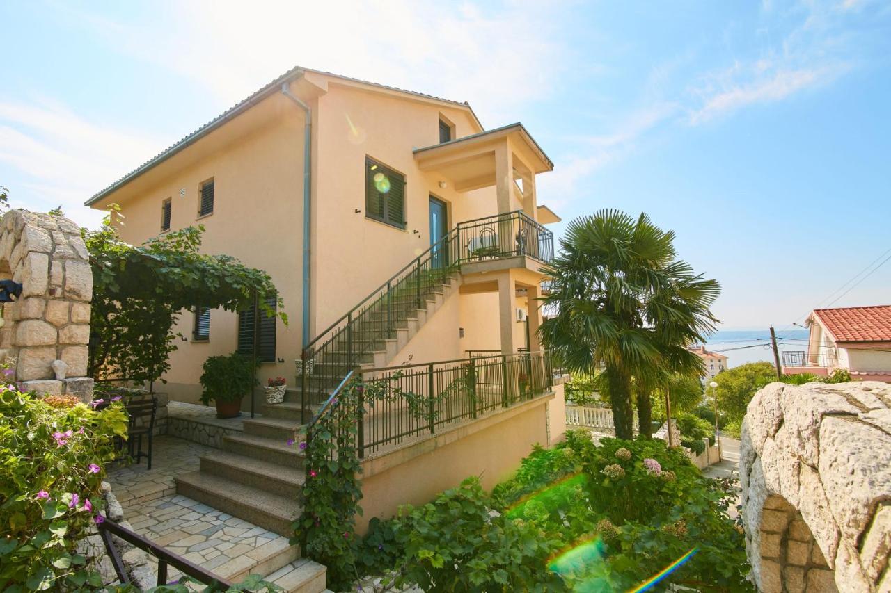 Apartments And Rooms With Parking Space Crikvenica - 19125 エクステリア 写真