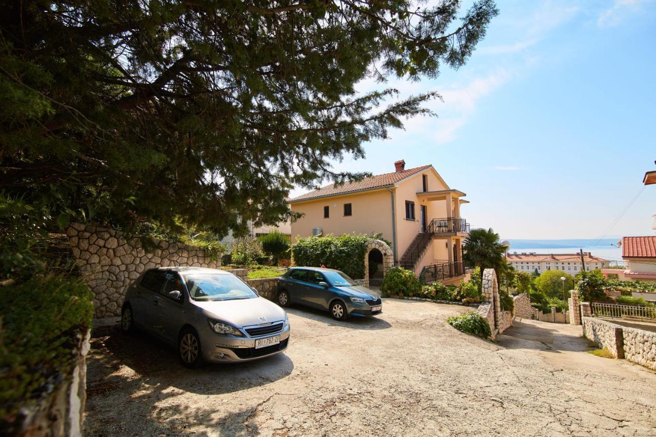 Apartments And Rooms With Parking Space Crikvenica - 19125 エクステリア 写真