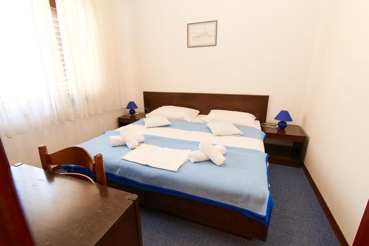 Apartments And Rooms With Parking Space Crikvenica - 19125 エクステリア 写真
